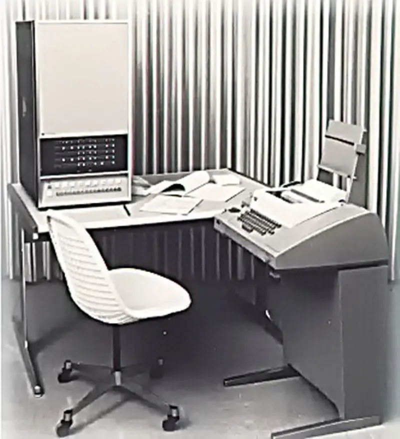The HP 2116A computer set on a desk.