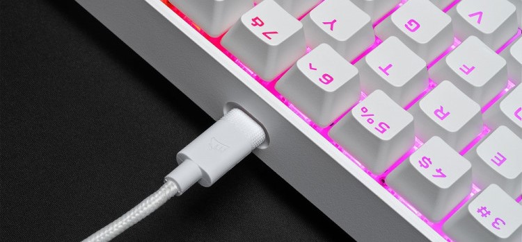 USB connector on Corsair K65 RGB Mini Mechanical Keyboard 