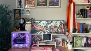 Work From Home: Make the Most of Your Desk (Part 4)